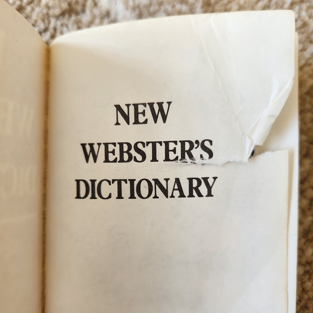 The New Webster's Desk Reference Library Set - Picture 7 of 8